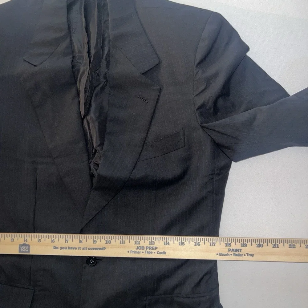 Brioni Augusto Wool Silk 2 Button Blazer size 00R James Bond 007 Black Navy Stri